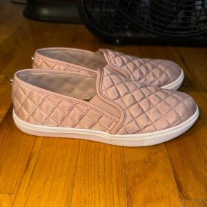 Steve Madden slip on shoes